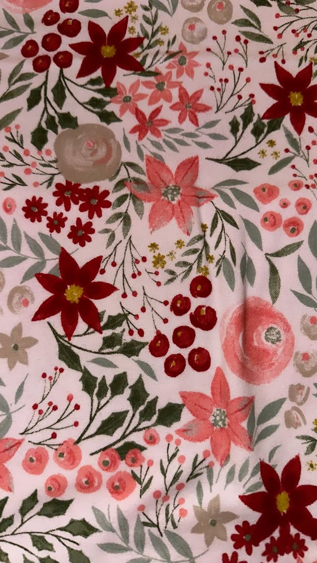 Holly Jolly Floral